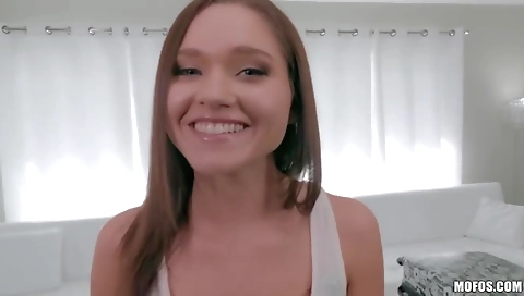 Sexy young chick gets creampie