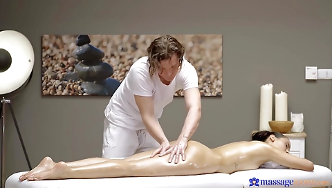 Hot captivat to anal with perfect ass