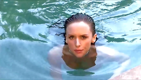 Big booty blonde's ass gets fucked