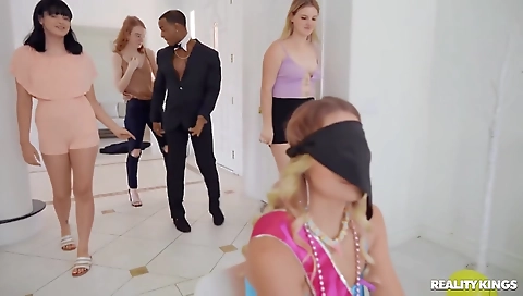 Super-hot feet third ived by foot girls