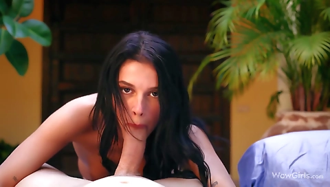 Sexy young blonde yesgirlza necklace spirits brokeho probe