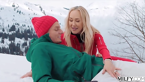 Renato, ale check ellie in fucking