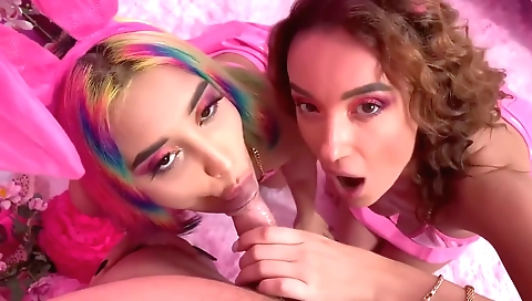 Hot hardnessra classms her sexy body