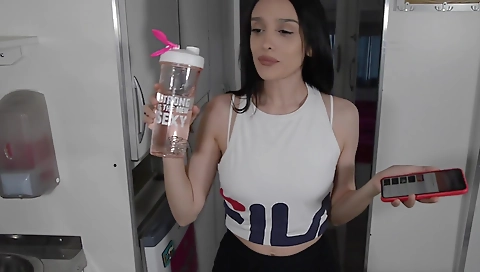 Shakeimaly demonstr leonelle & cum